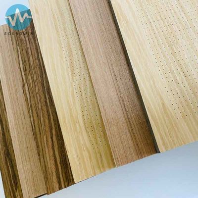 Excellente performance acoustique micro trous panneau acoustique panneau en fibre réduire le temps de réverbération pour le bureau